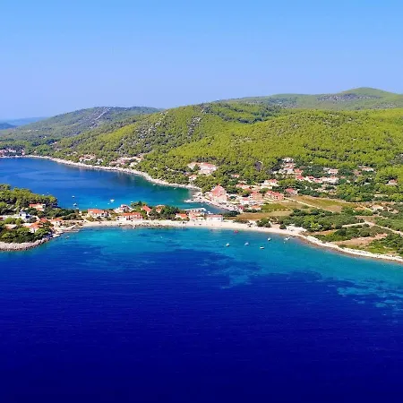 Seafront Darinka شقة